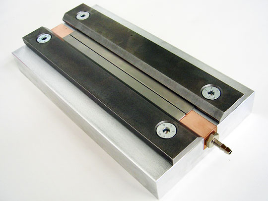 Veneer device for WIG-welding